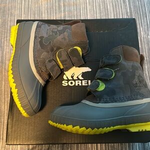 Sorel kids waterproof boots